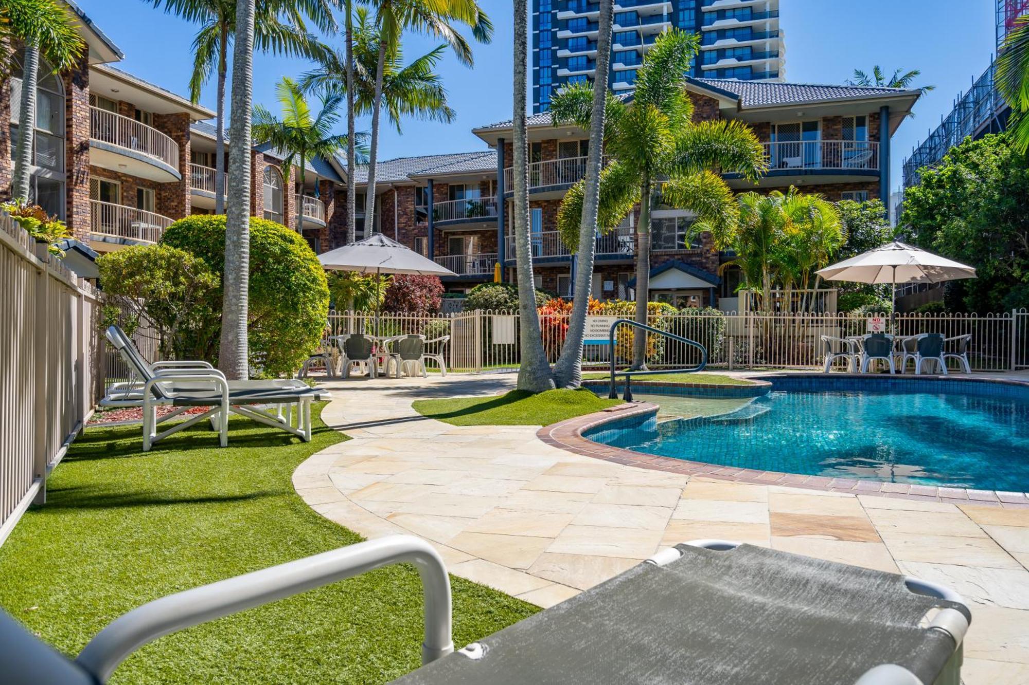 Aparthotel Oceanside Cove Gold Coast Exterior foto